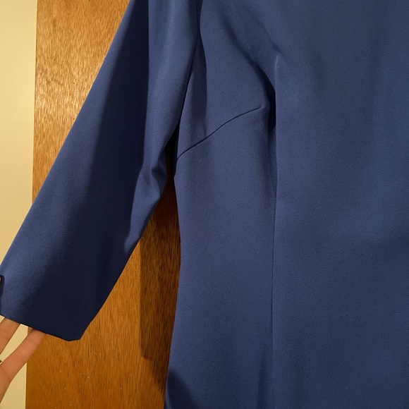 New blue dress - Picture 3 of 7